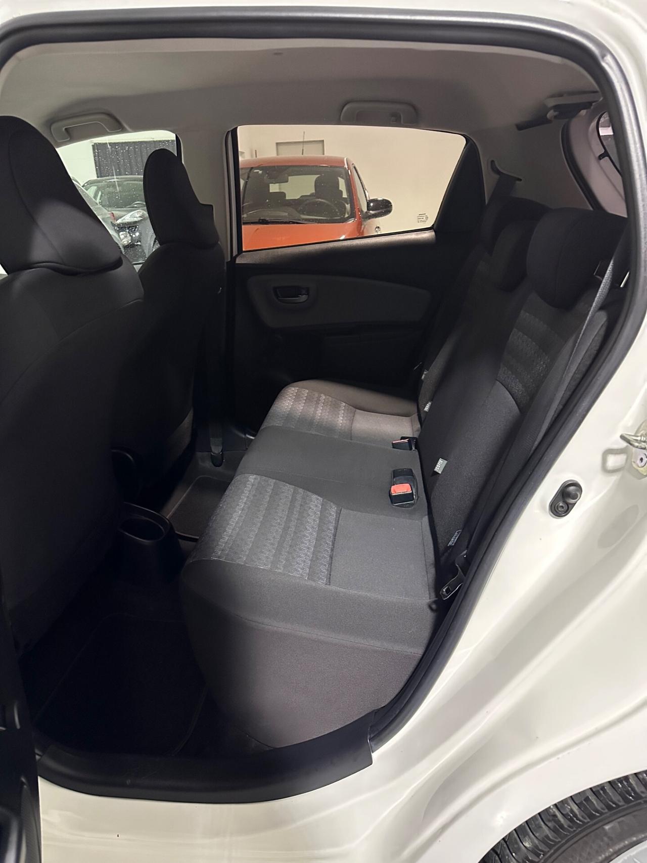 Toyota Yaris 1.0 5 porte Lounge