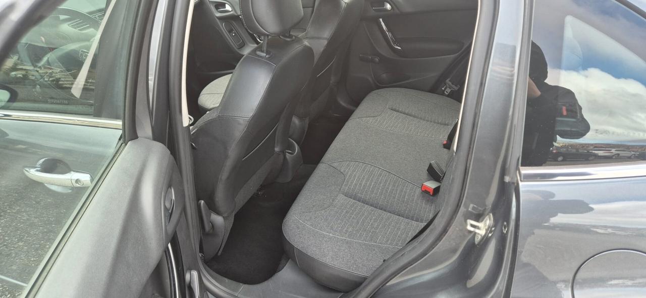 Citroen C3 PureTech 82 Selection - 2015