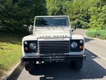 Land Rover Defender 90 2.4 TD4 Station Wagon S