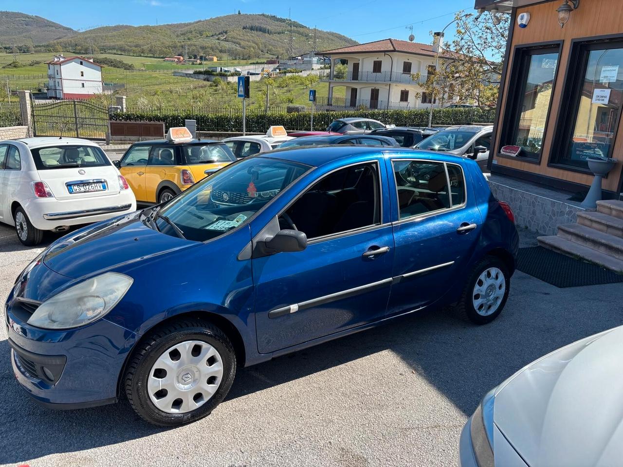 Renault Clio Storia 1.2 16V 5 porte Dynamique