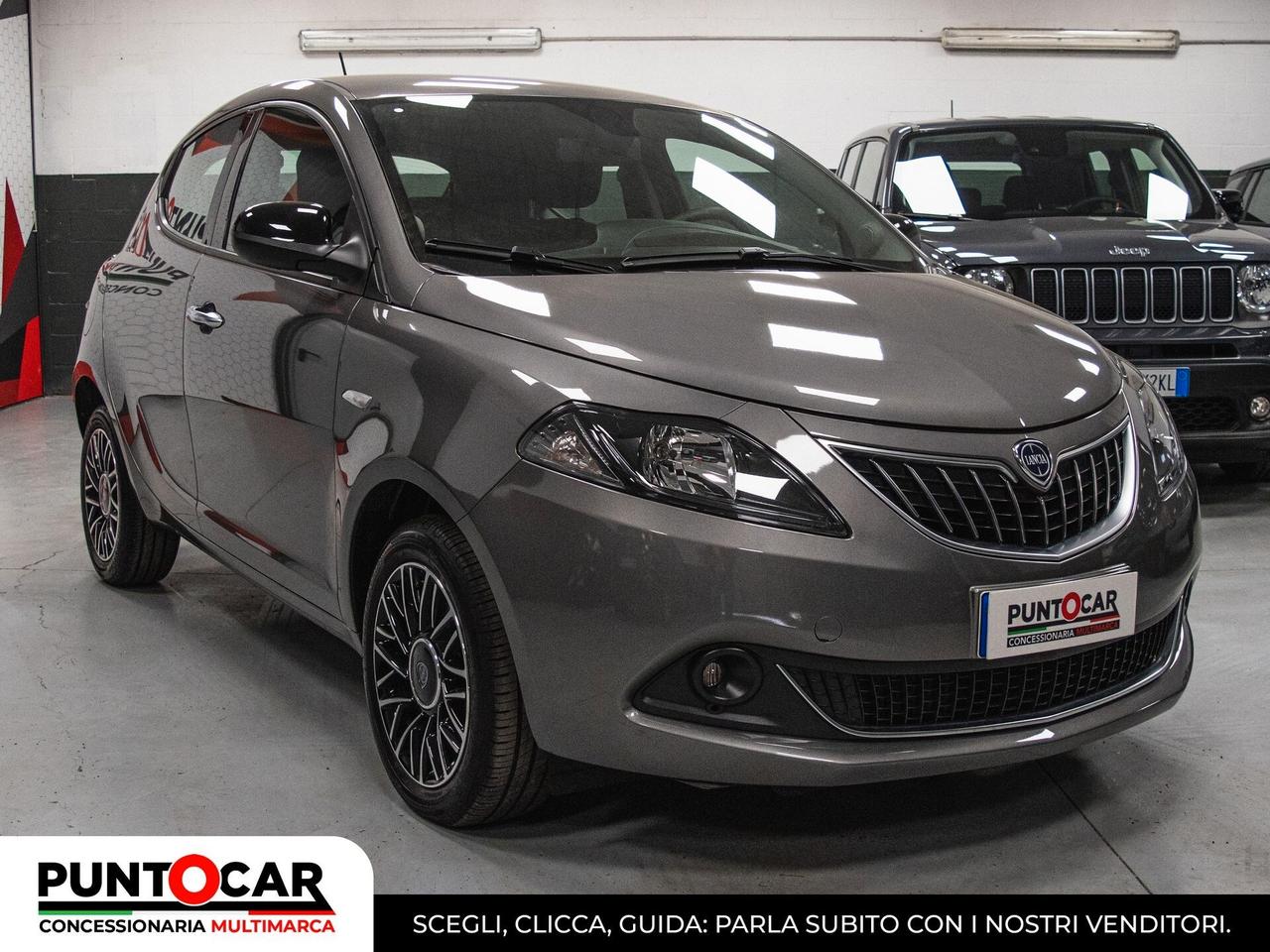 Lancia Ypsilon 1.0 FireFly 5 porte S&S Hybrid Platino
