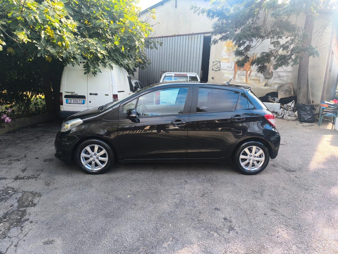 Toyota Yaris 1.4 D-4D 5 porte M-MT CAMBIO AUTOMATICO