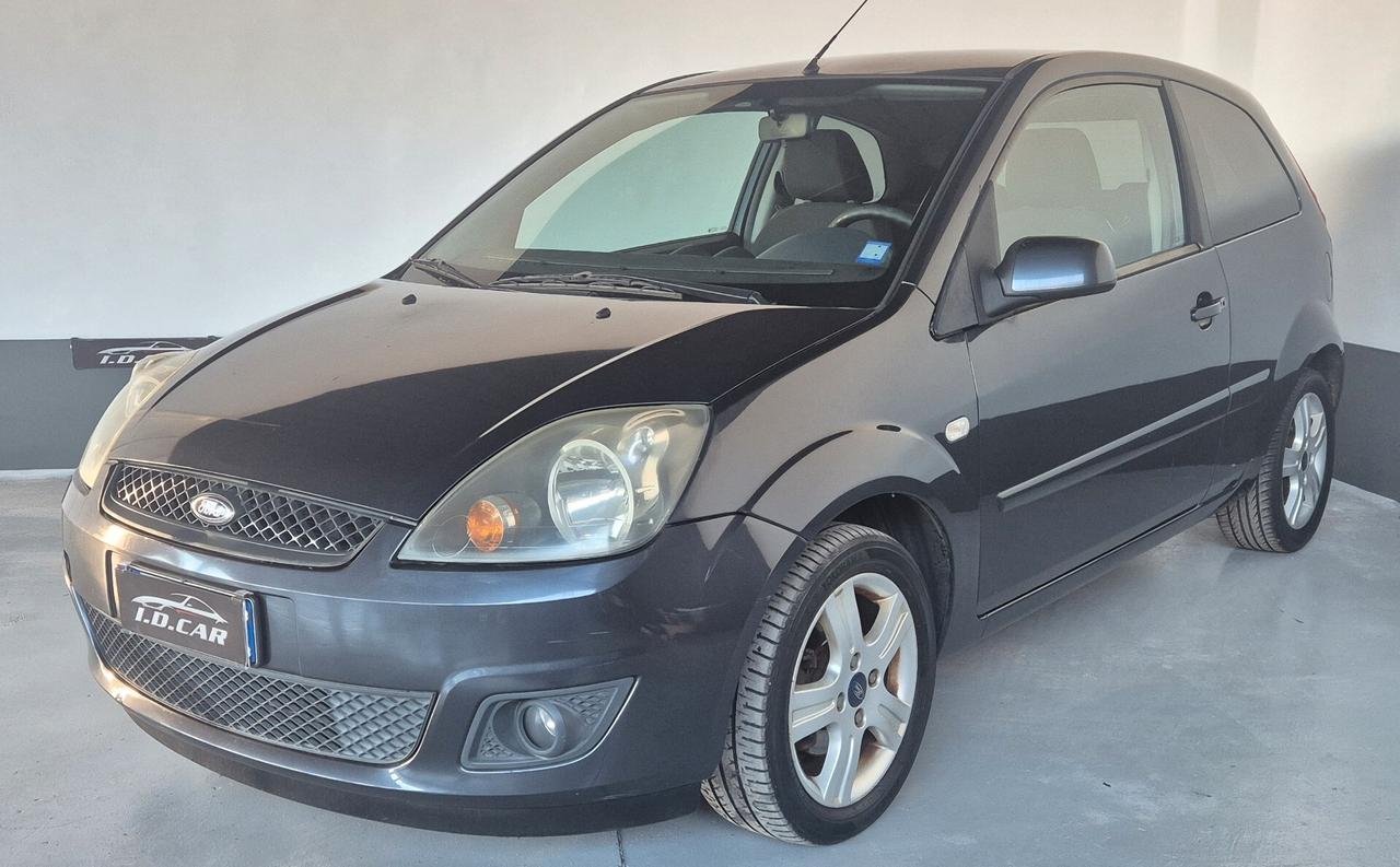 Ford Fiesta 1.2 16V 3p. Ghia