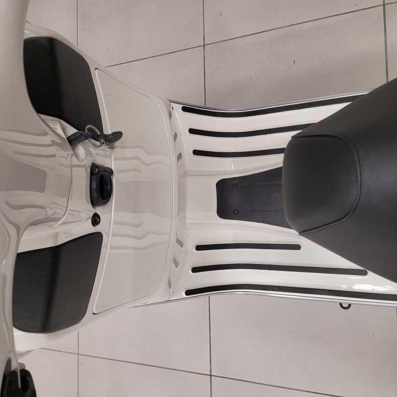 Vespa GTS 300 - 2012