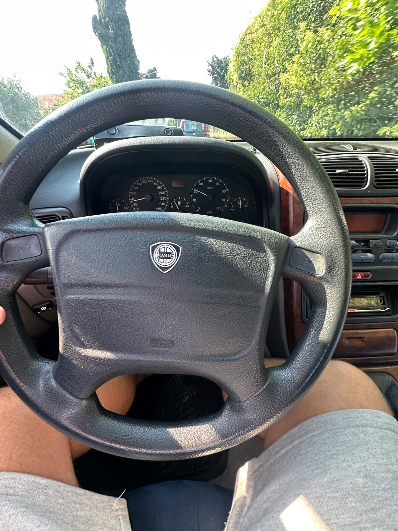 Lancia K 2.0i 20V cat Comfort Drive LE 1995 GPL