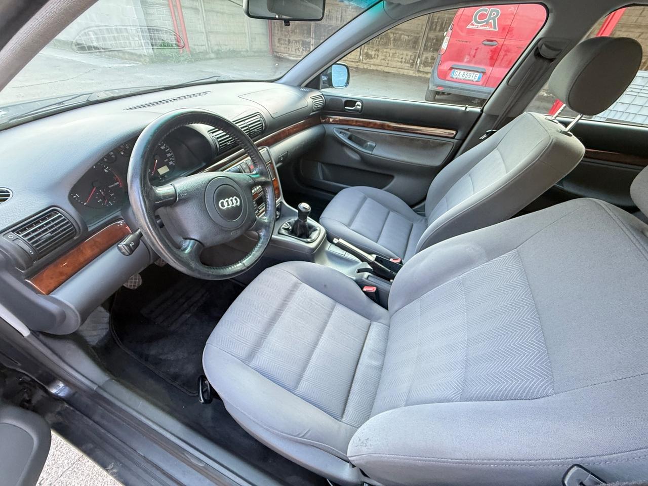 Audi A4 1.8 20V cat Advance