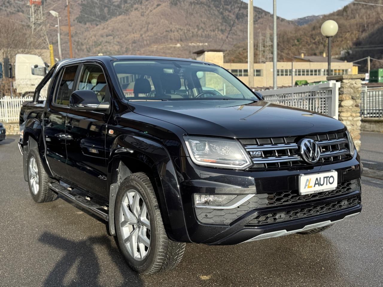 Volkswagen Amarok 3.0 V6 TDI 258CV 4MOT. BMT perm. aut. D.C. Highline