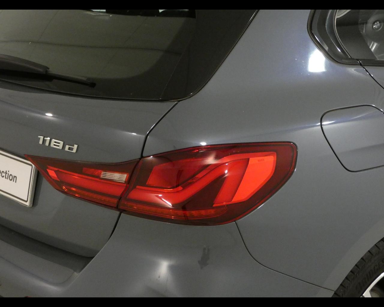 BMW Serie 1 (F40) - 118d 5p. Msport