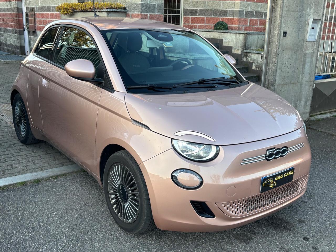 Fiat 500 500e 3+1 42 kWh Icon km 260 a piena carica