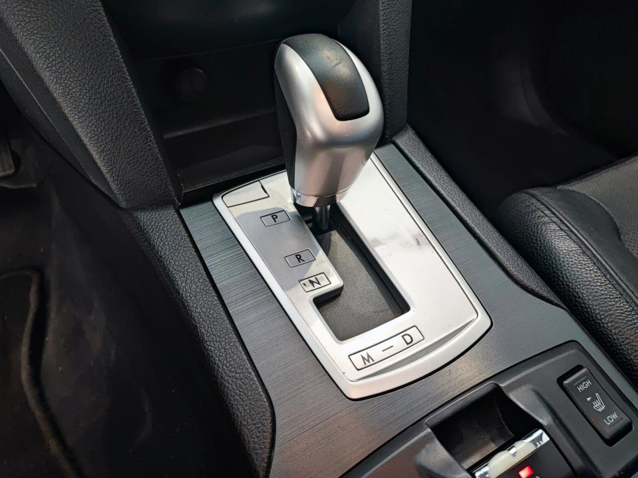 Subaru OUTBACK 2.0D Lineartronic Exclusive