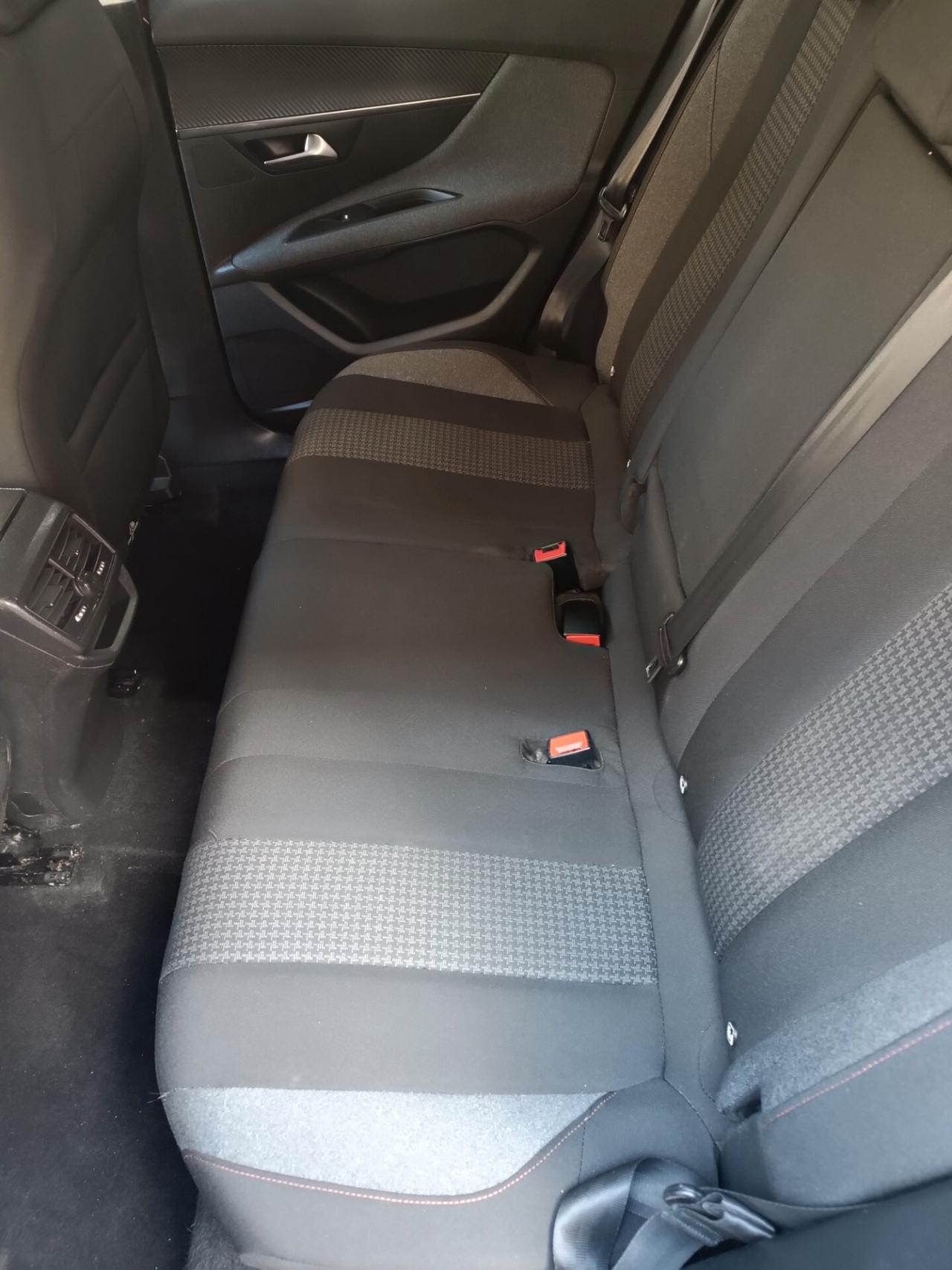 Peugeot 3008 BlueHDi 120 CV ALLURE FULL
