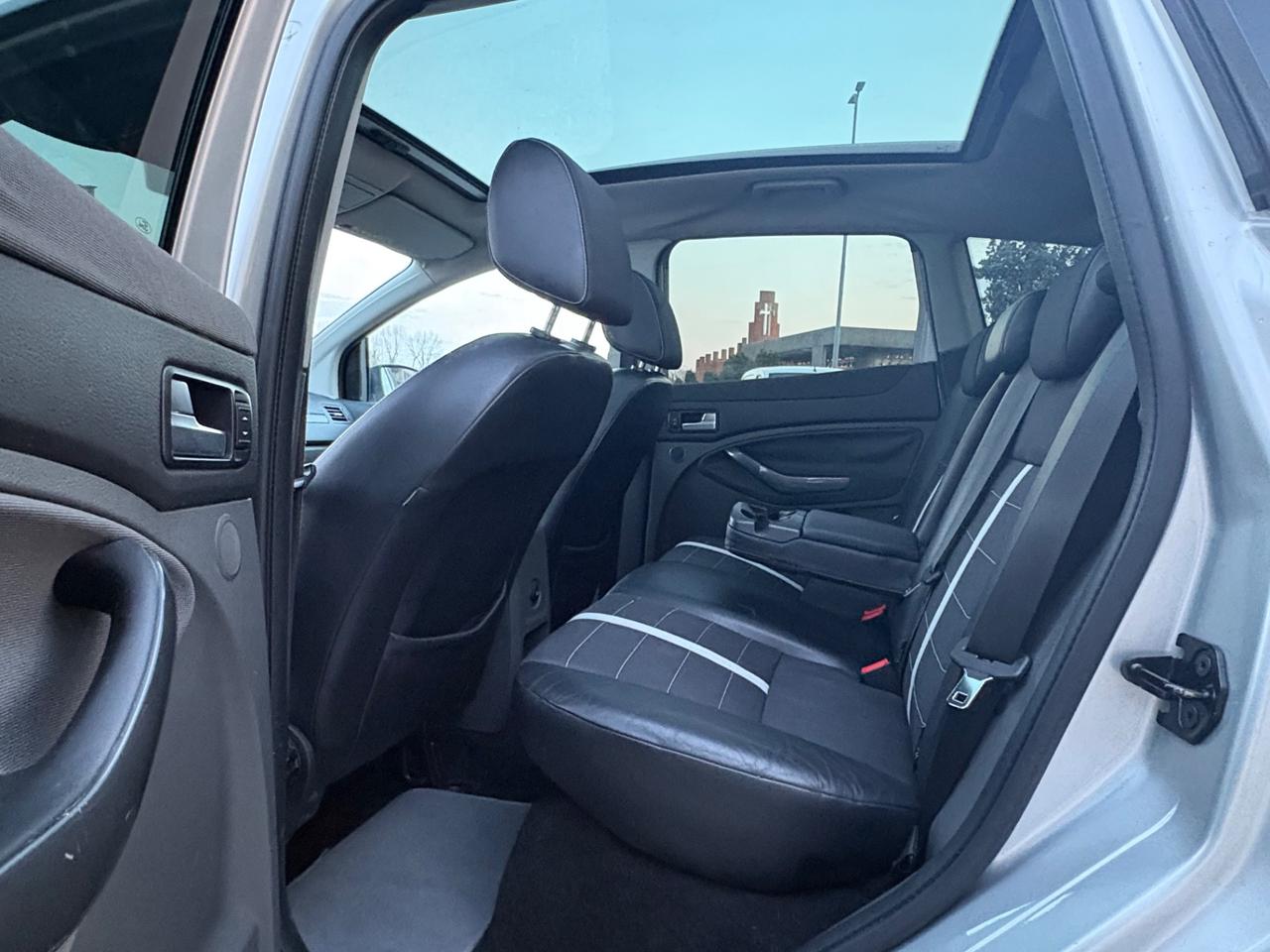 Ford Kuga 2.0 TDCi 136cv 4x4 Titanium