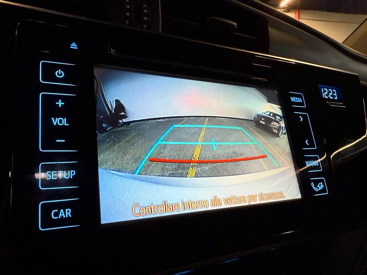 Toyota Auris 1.8 Hybrid Lounge