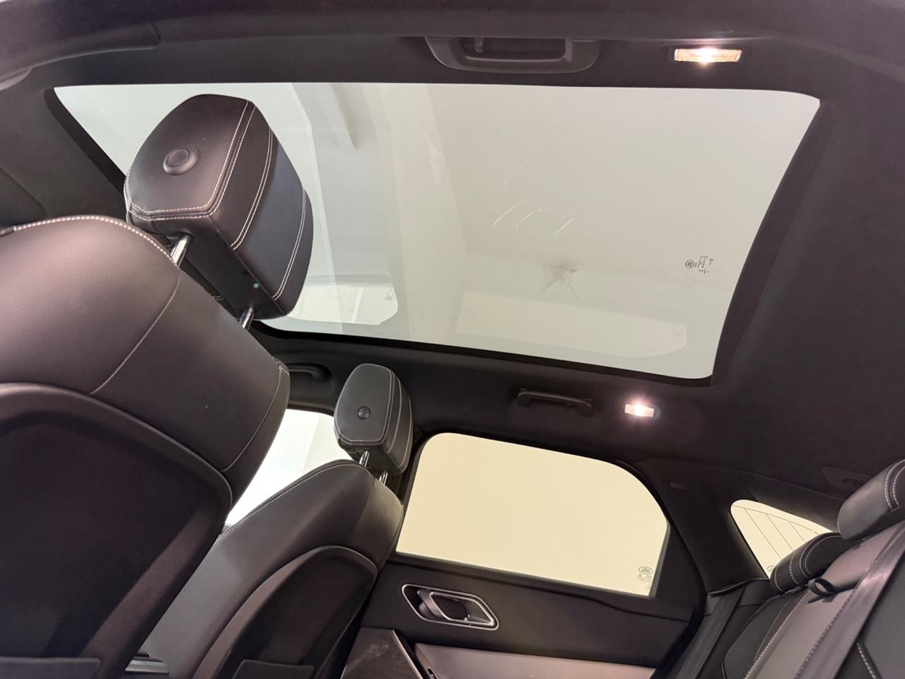 LAND ROVER RANGE ROVER VELAR DINAMIQUE 2.0 BITURBO 240CV