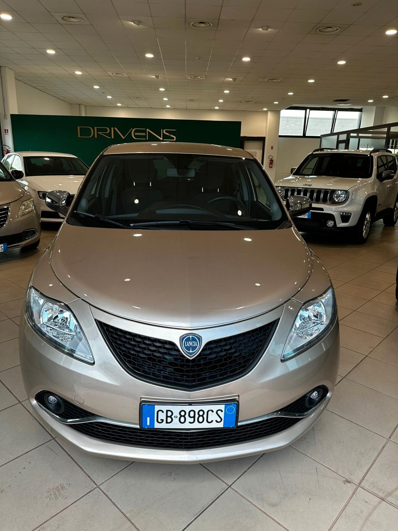 Lancia Ypsilon 1.2 69 CV 5 porte GPL Ecochic Gold