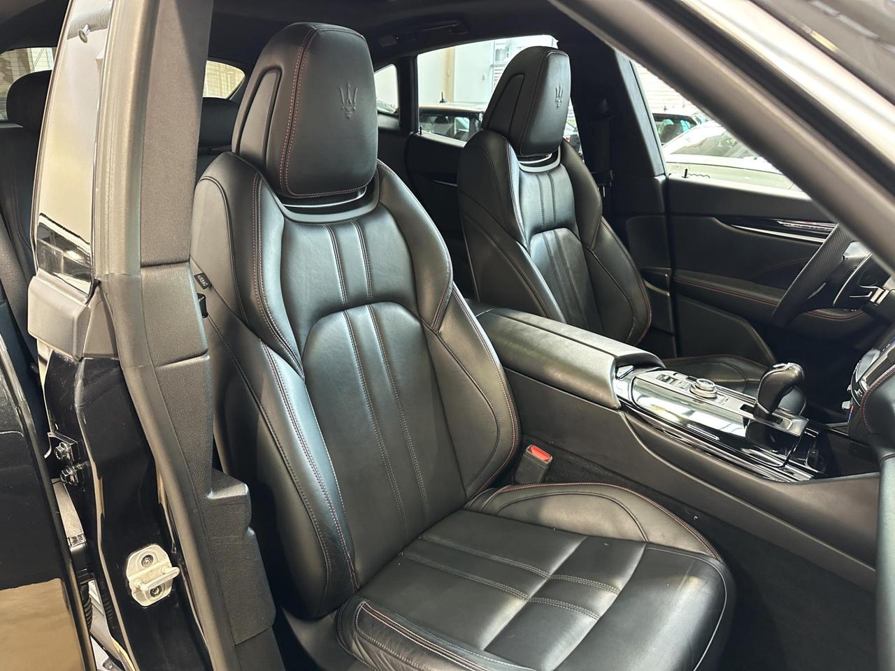 Maserati Levante 3.0 V6 Gransport 250cv - Tetto - Carplay - IVA