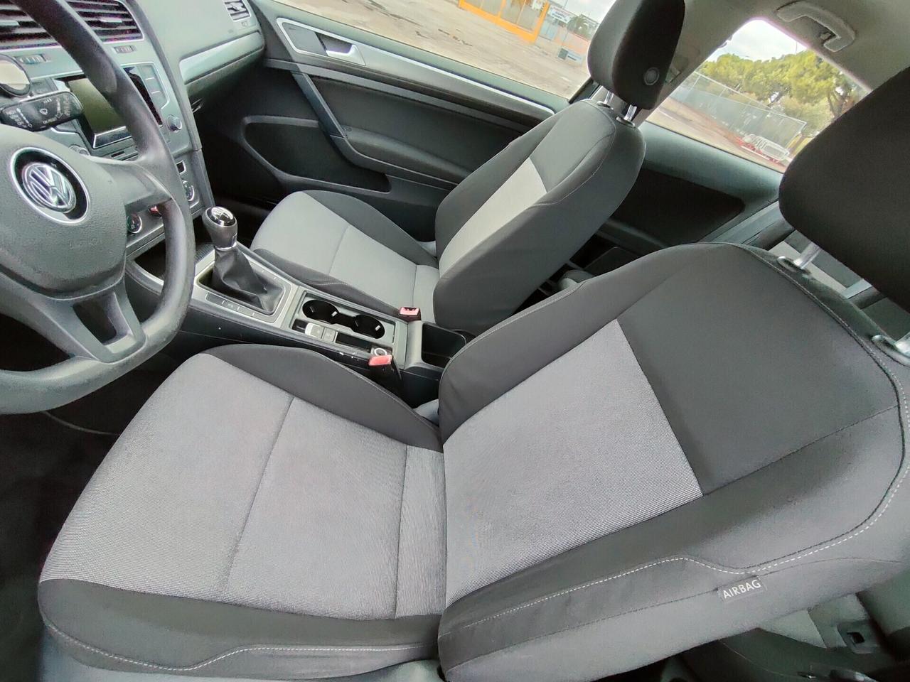 Volkswagen Golf 1.6 TDI PROMO