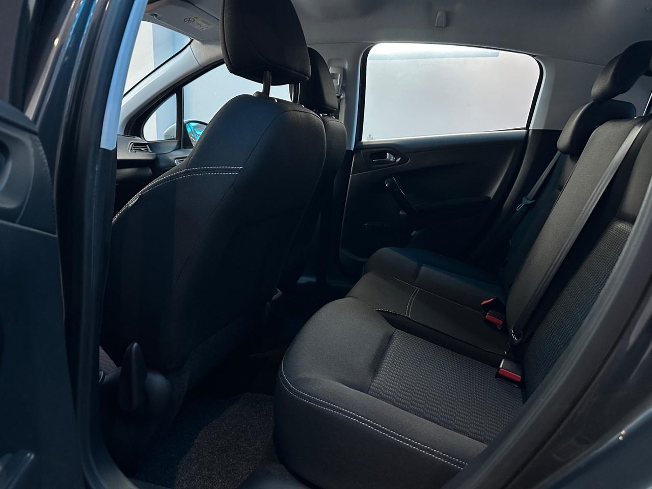 Peugeot 208 PureTech 82 5 porte Active