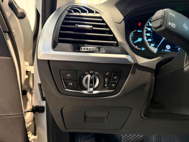 BMW X3 xDrive20d xLine GANCIO HeadUp Pano Navi
