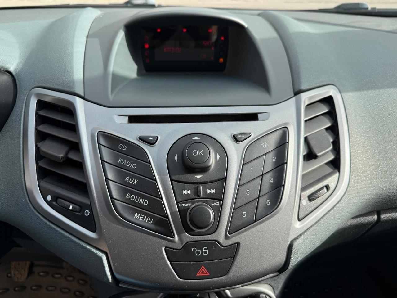 Ford Fiesta 1.2 82 CV 5 porte Titanium