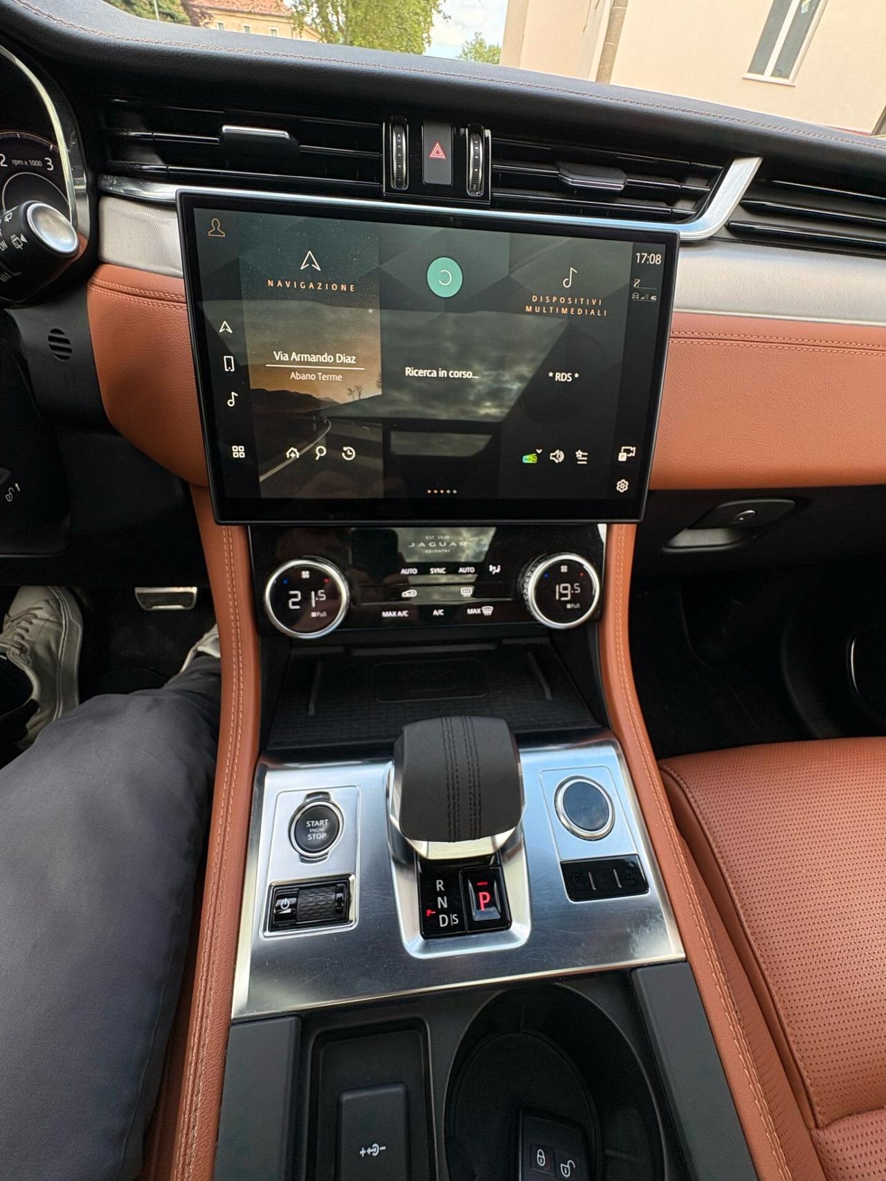 Jaguar F-Pace 2.0 D 204 CV AWD aut. R-Dynamic S