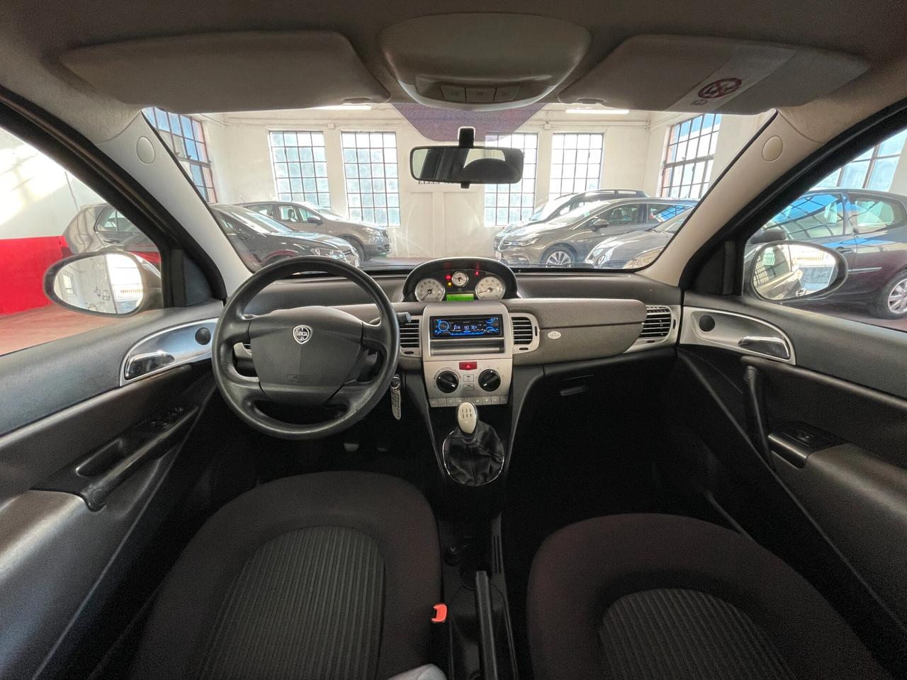 Lancia Ypsilon 1.2 OK NEOPATENTATI