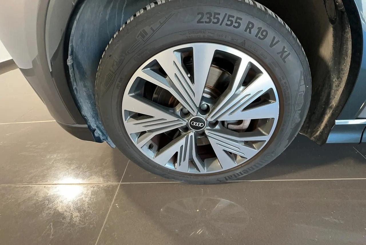 Audi Q4 40 e-tron Business Advanced