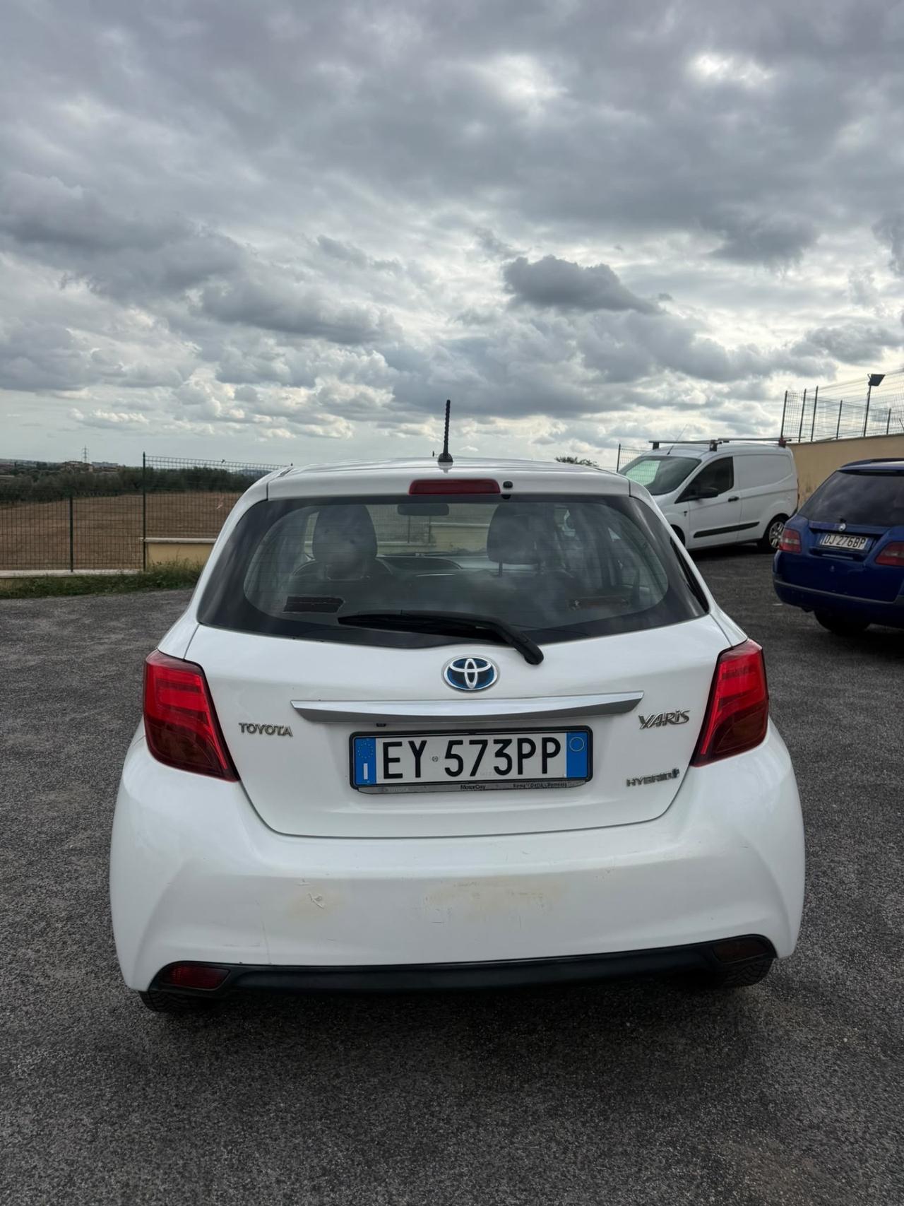 Toyota Yaris 1.5 Hybrid 5 porte Cool