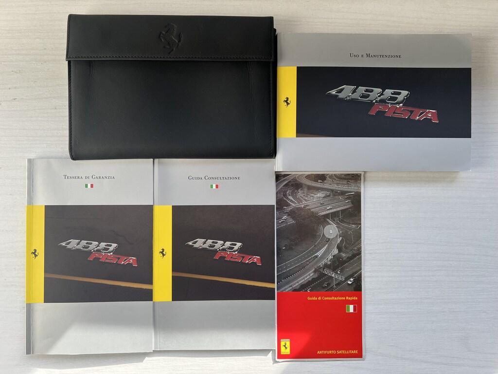 Ferrari 488 Coupe 3.9 Pista F1