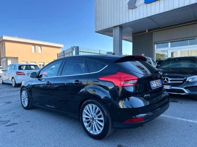 Ford Focus Focus 5p 1.0 ecoboost TETTUCCIO APRIBILE