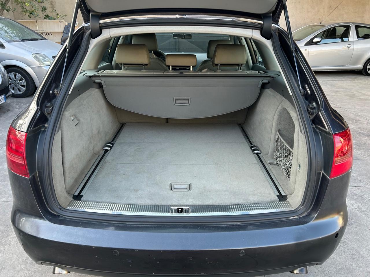 Audi A6 Avant 3.0 V6 TDI 240 CV F.AP. quattro