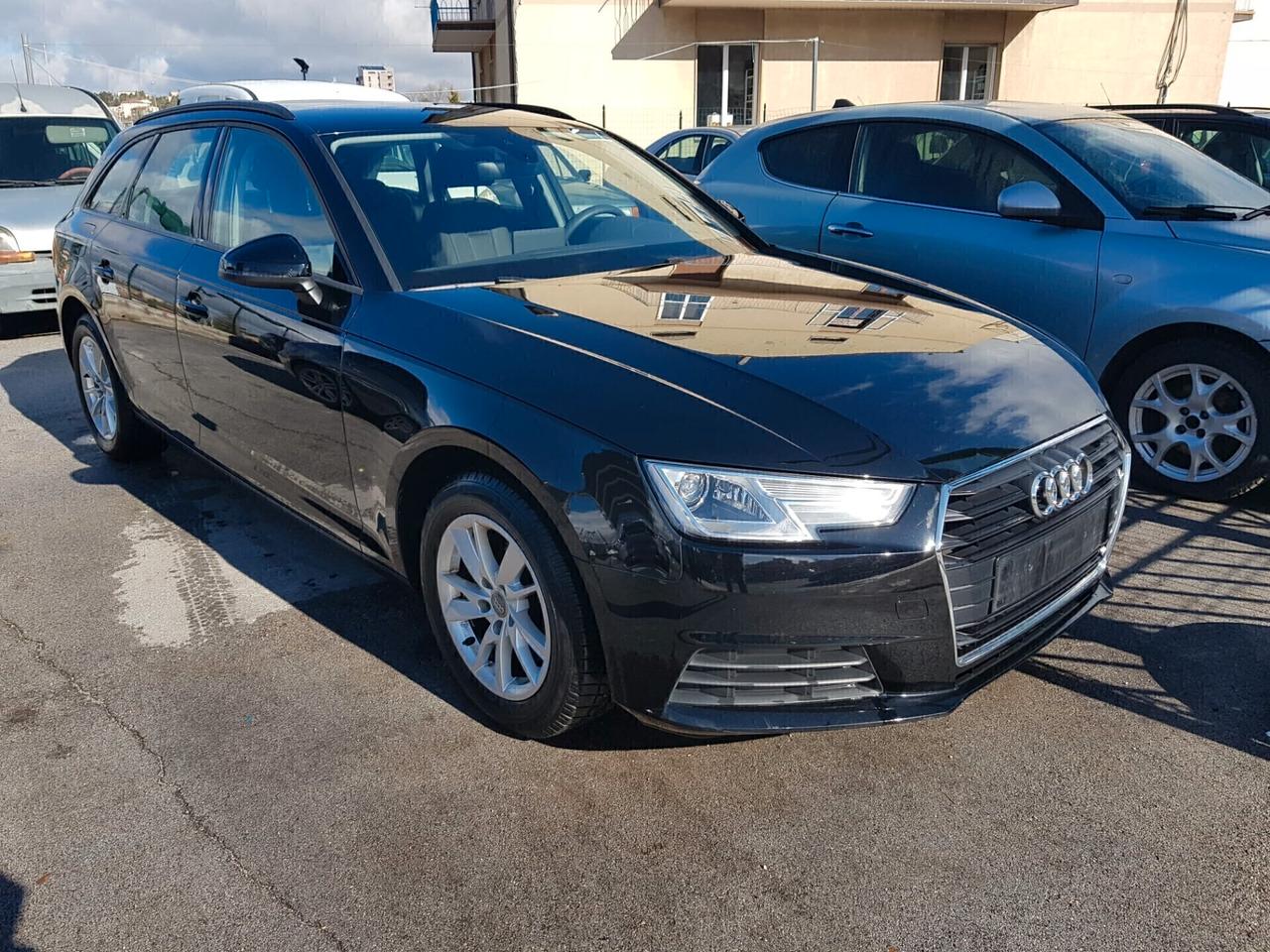Audi A4 avant 2.0 TDI S tronic Sport