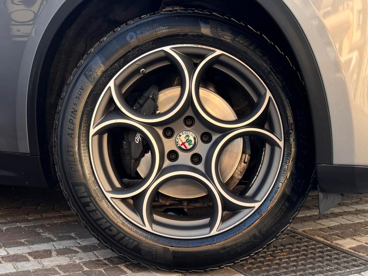 Alfa Romeo Stelvio 2.2 Turbodiesel 190 CV AT8 Q4 Sprint