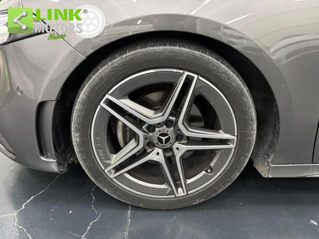 MERCEDES-BENZ A 200 d Premium AMG Line