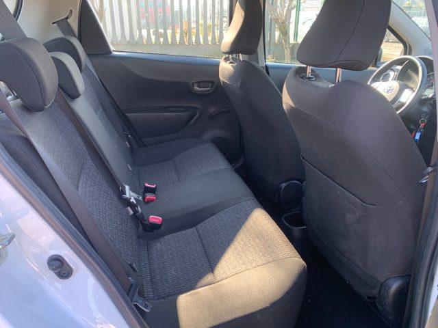 TOYOTA Yaris 1.0 5 porte Active