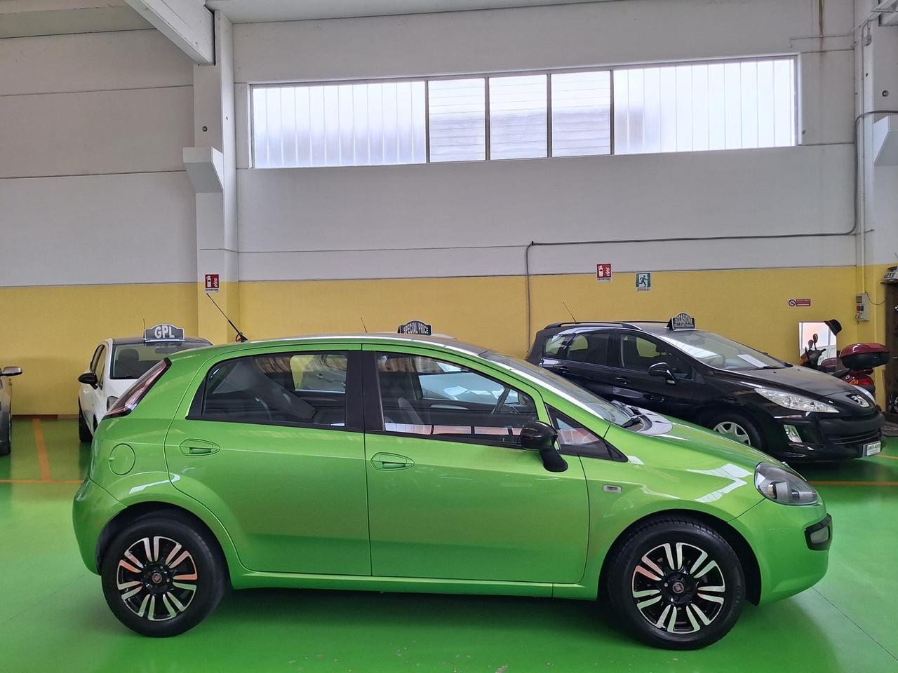 Fiat Grande Punto 900 benzina 85cv. euro 5 b