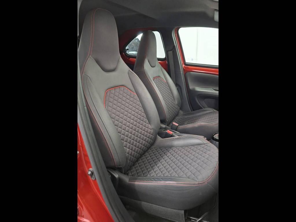 Toyota Aygo X 1.0 Lounge Air S-CVT