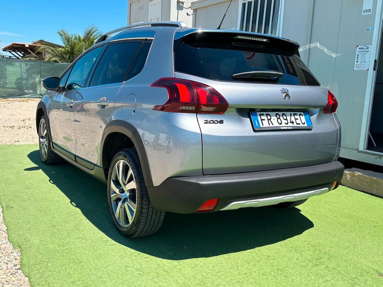 Peugeot 2008 1.5 DIESEL Black Matt