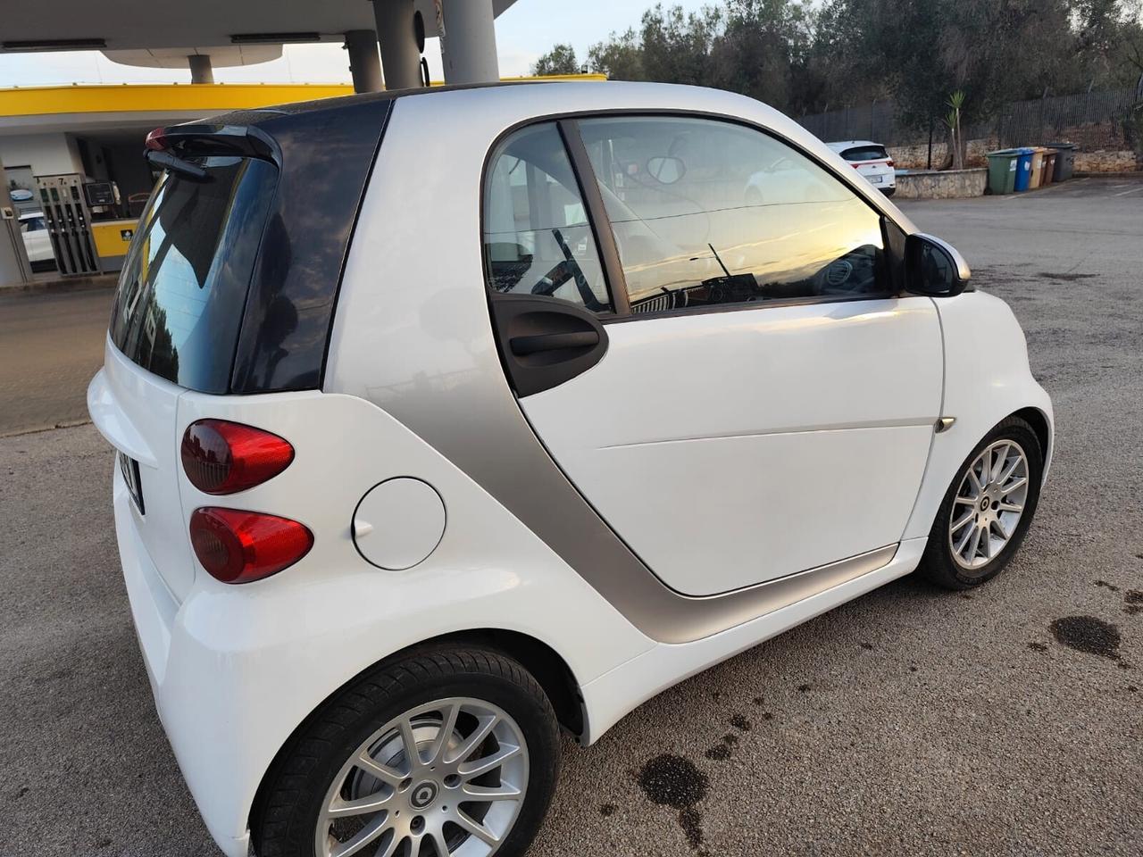 Smart ForTwo 1000 52 kW coupé pure