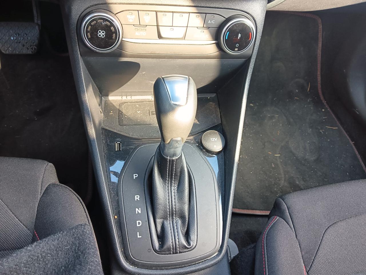 Ford Fiesta 1.0 Ecoboost Hybrid 125 CV DCT 5 porte ST-Line X