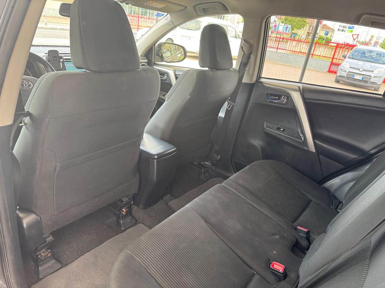 Toyota RAV 4 Active 2.0 D-4D