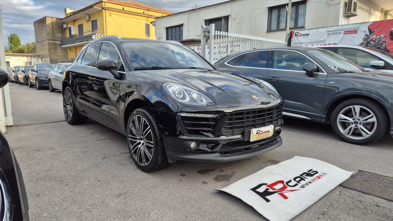 Porsche Macan s