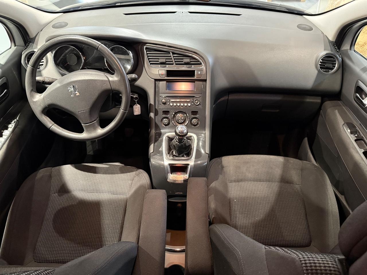 Peugeot 5008 2.0 HDi 150CV Tecno