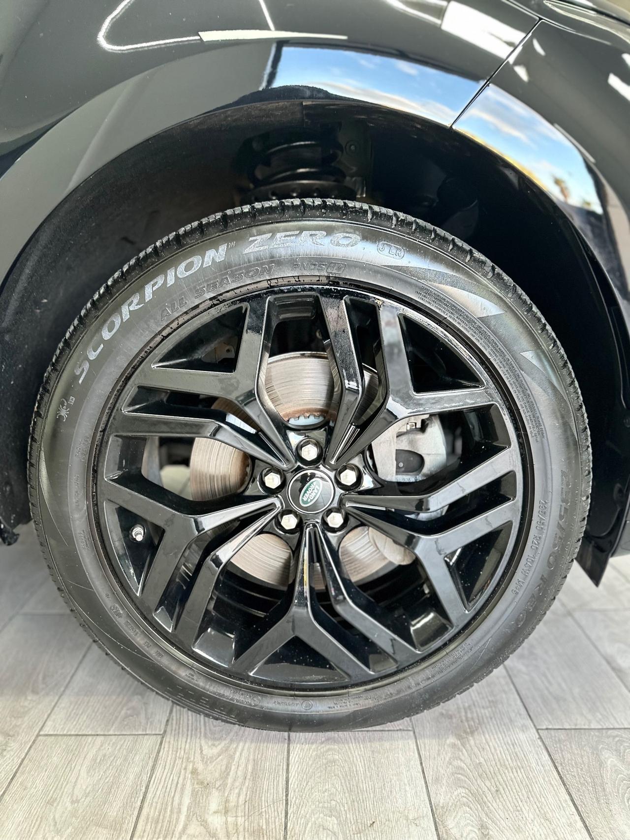 Land Rover Range Evoque 2.0D I4 180 CV AWD Auto R-Dynamic HSE