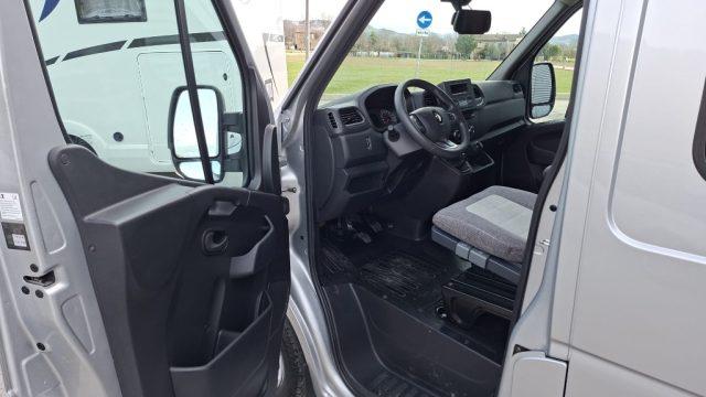 RENAULT RENAULT MASTER FONT VENDOME VAN XS IVA ESPOSTA