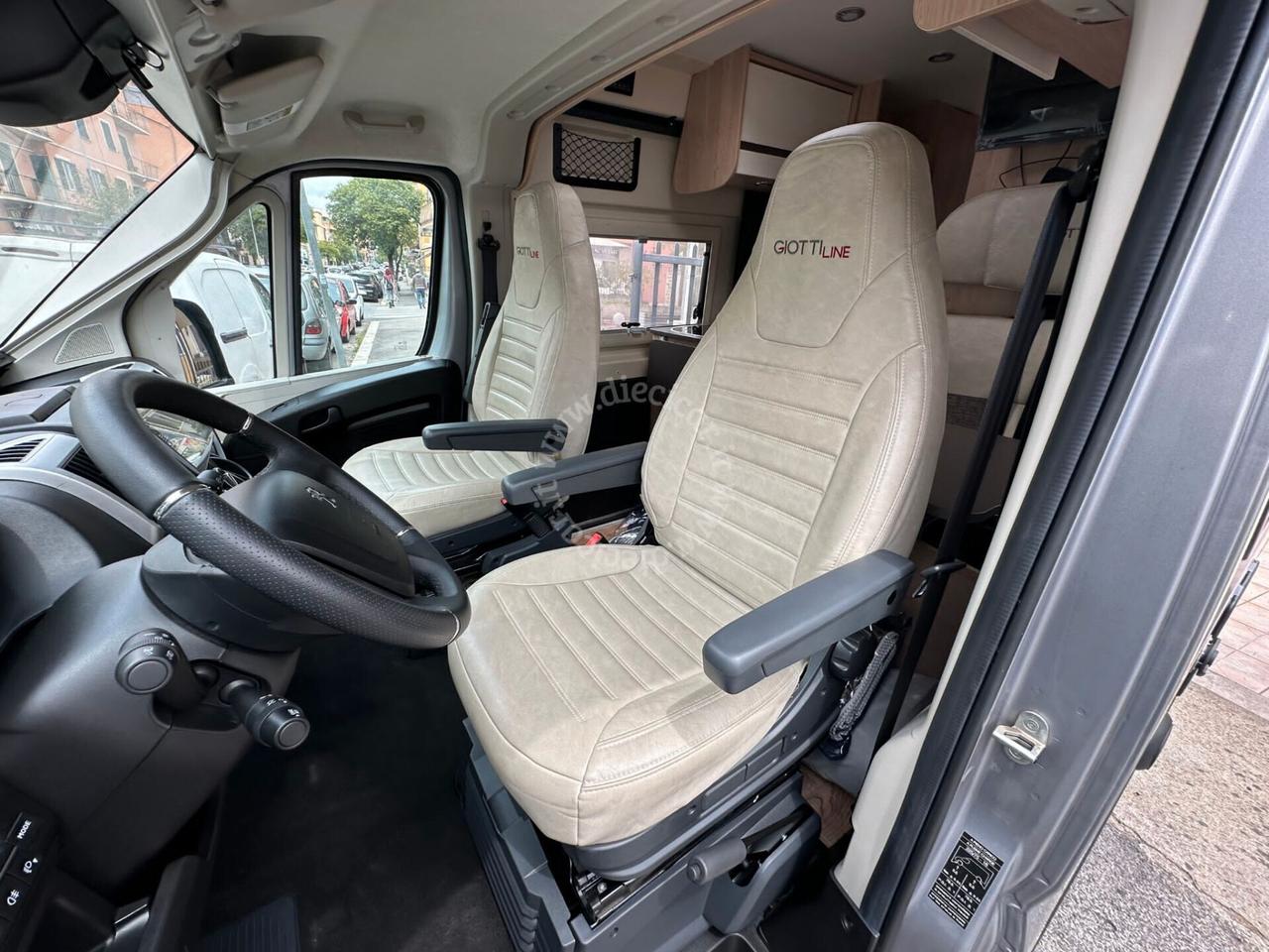 Giottiline GIOTTILINE 60B 2023 6500KM 5POSTI LETTO