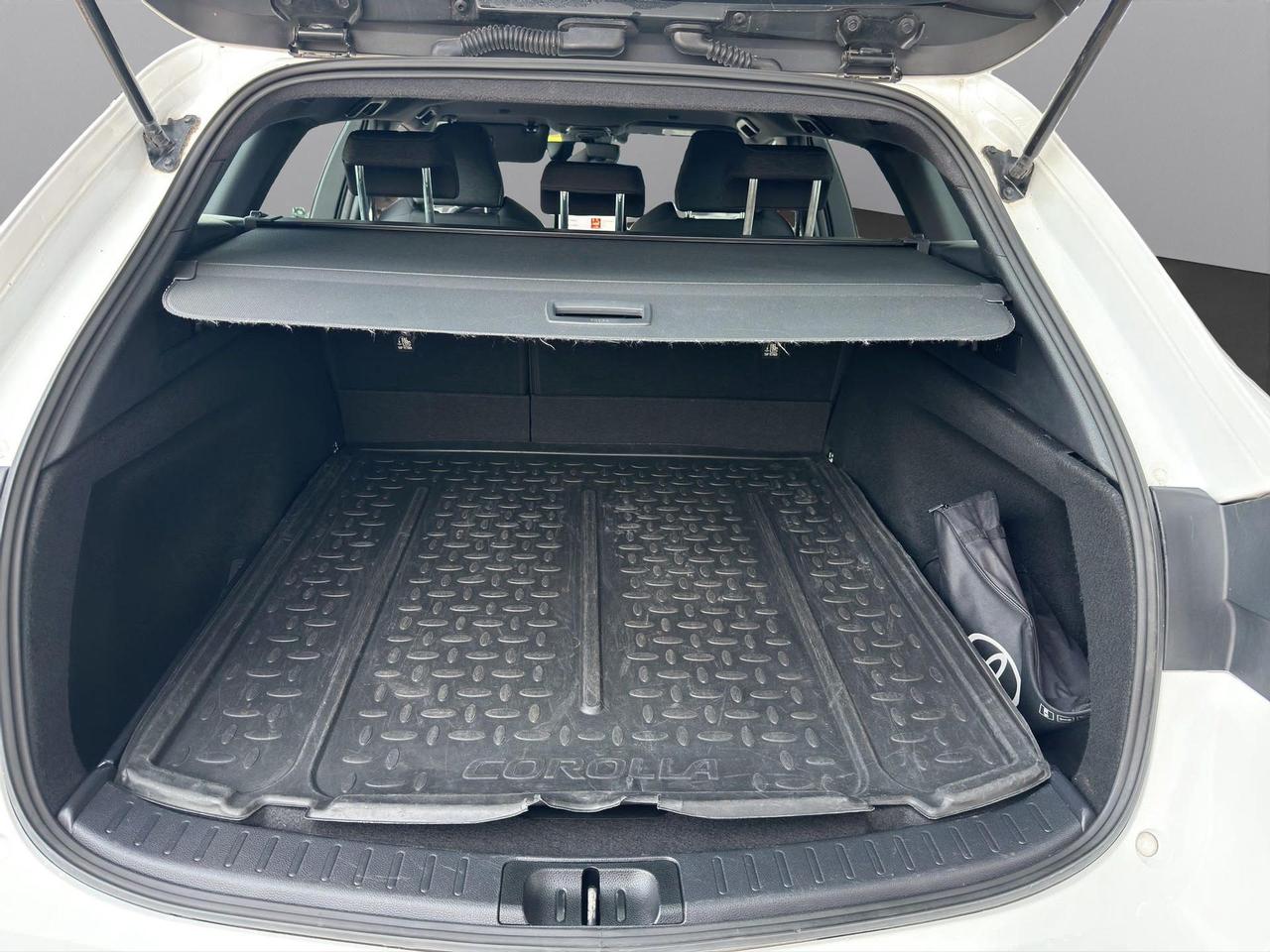 Toyota Corolla Touring Sports 1.8h Active auto