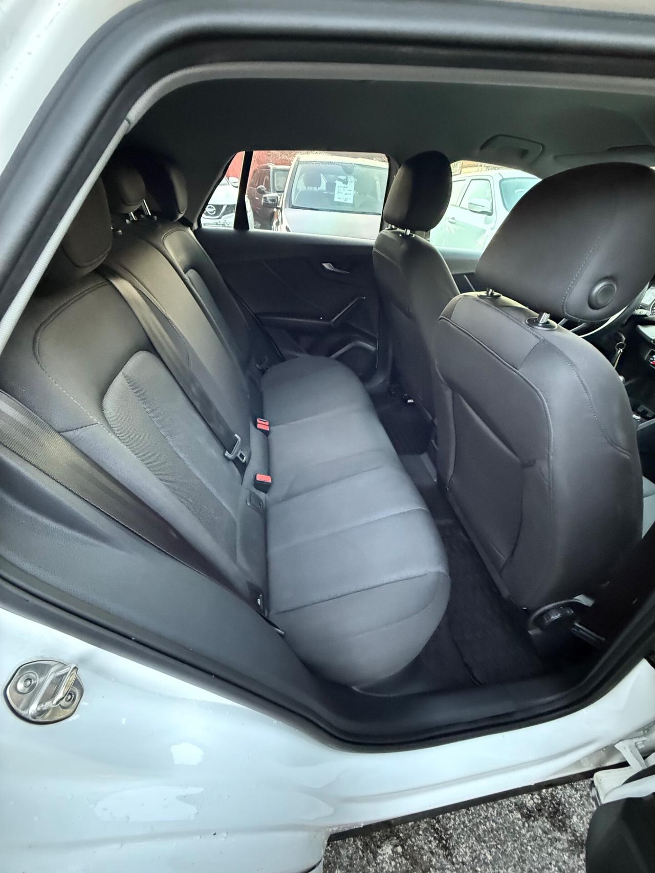 Q2 1.4 TFSI 150cv -S-line-unipro-rate-garanzia