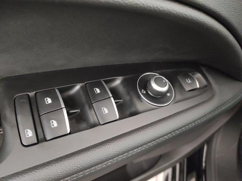 ALFA ROMEO Stelvio - Stelvio 2.0 Turbo 280 CV AT8 Q4 Veloce