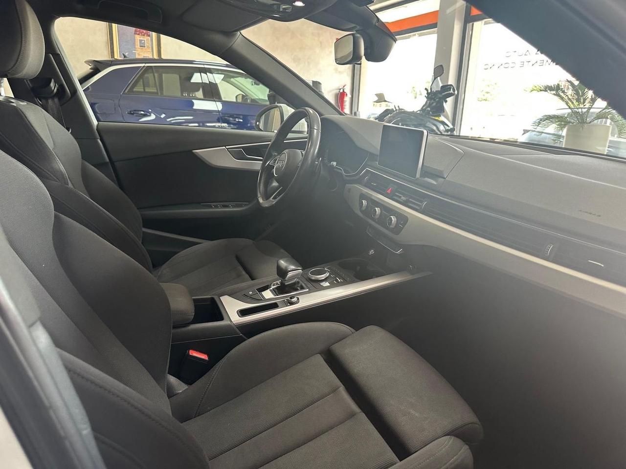 Audi A4 Business Sport 2.0 40 TDI